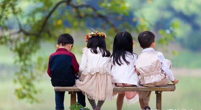 培养孩子的逆商，比培养情商更重要！它决定孩子跌倒能不能爬起来